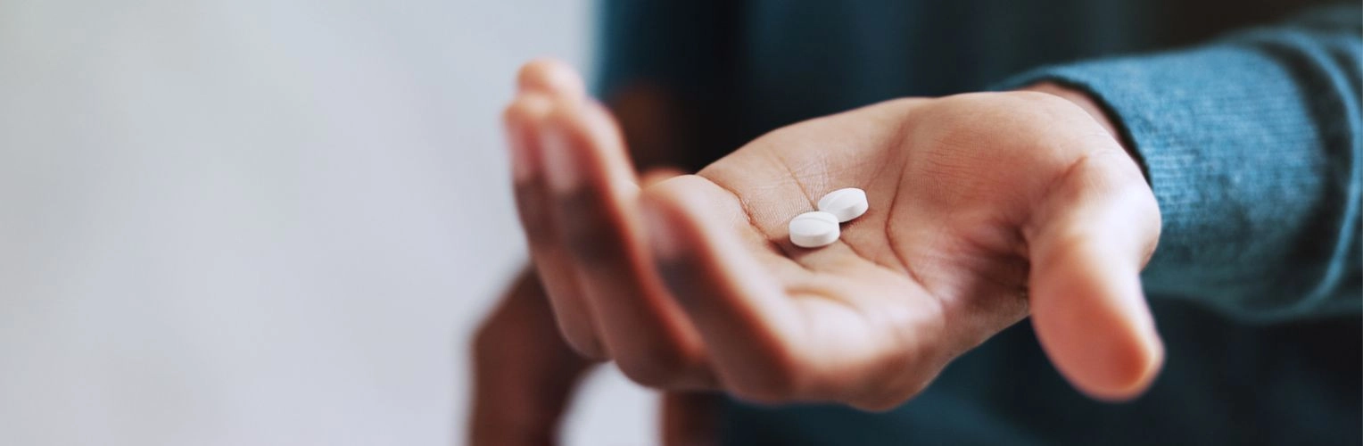 Acetaminophen vs. Ibuprofen: Choosing the Right One Every Time