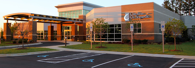 Carolina Orthopaedic & Sports Medicine Center to Join CaroMont Health